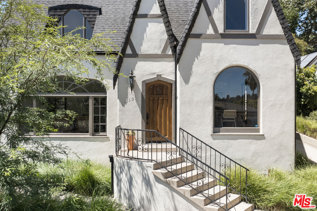 2157 Moreno Drive Los Angeles, CA 90039 - Photo 8 of 75