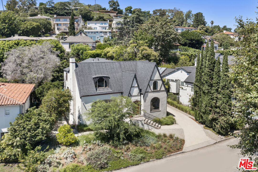 2157 Moreno Drive Los Angeles, CA 90039 - Photo 10 of 75