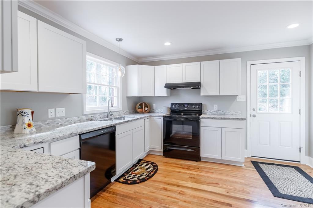 553 Scaleybark Road Rock Hill, SC 29732 - Photo 8 of 34 Gallery Image 8
