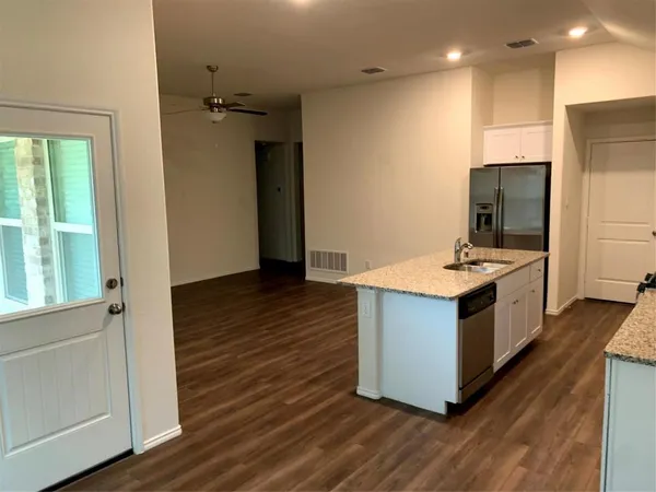 $2,200 | 2444 Larimar Drive, Little Elm, TX 76227