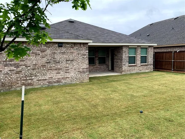 $2,200 | 2444 Larimar Drive, Little Elm, TX 76227