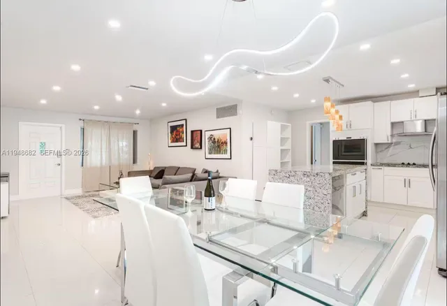 $6,300 | 4017 Monroe Street, Hollywood, FL 33021