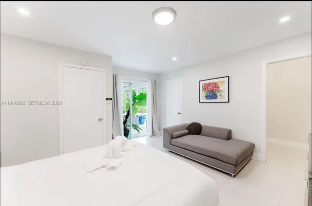 $6,300 | 4017 Monroe Street, Hollywood, FL 33021