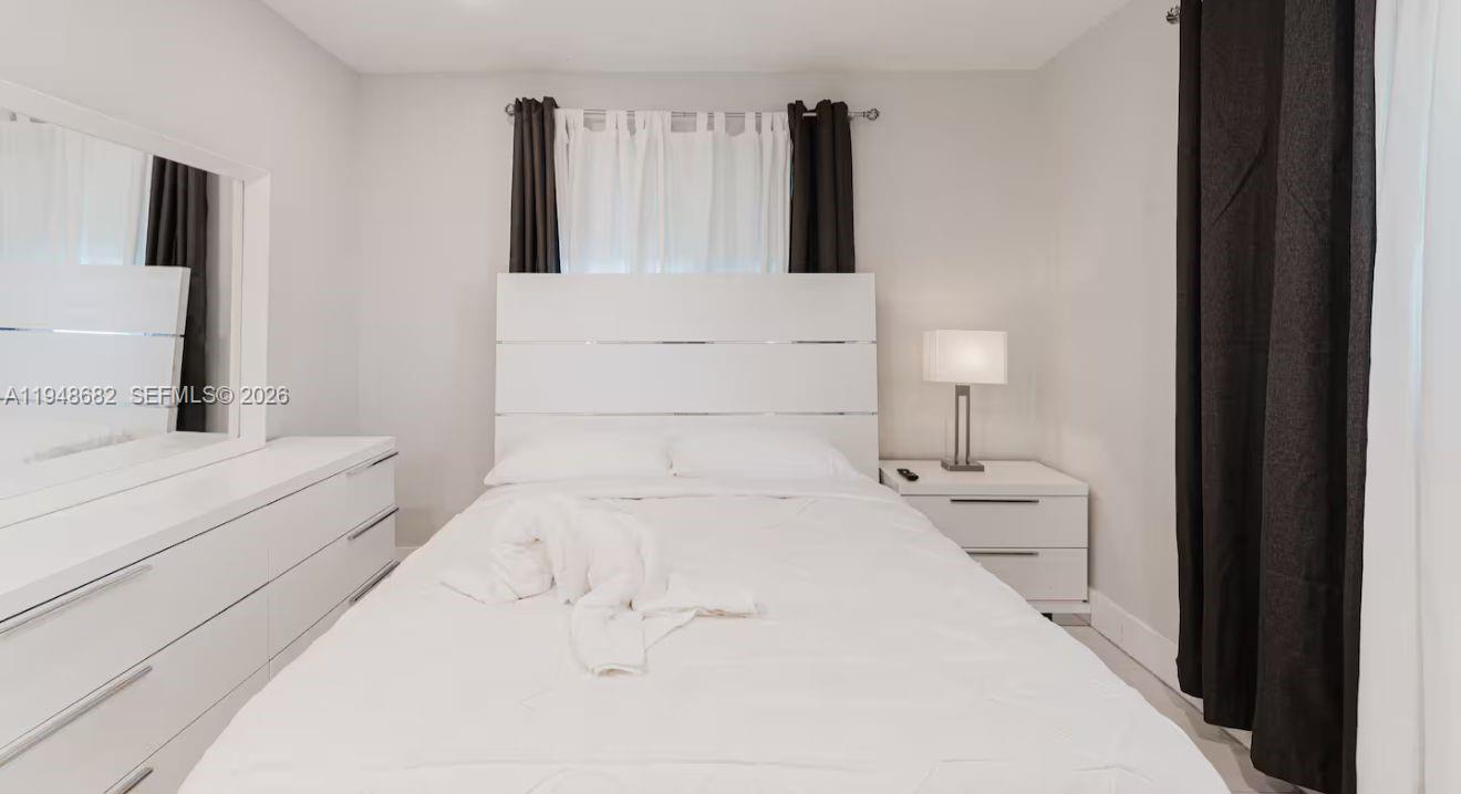 4017 Monroe Street Hollywood, FL 33021 - Photo 6 of 24