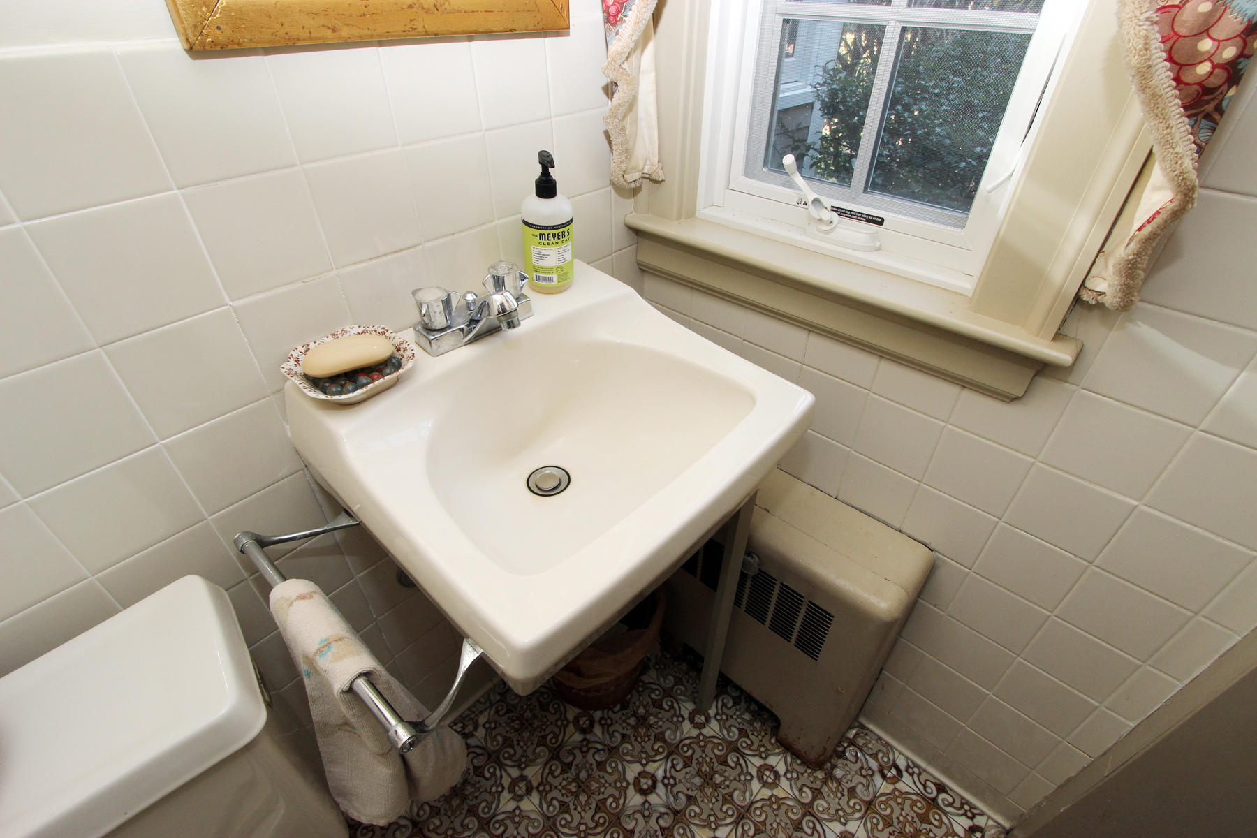 163 Pochet Road Orleans, MA 02653 - Photo 24 of 67 a bathroom with a sink a toilet and a mirror