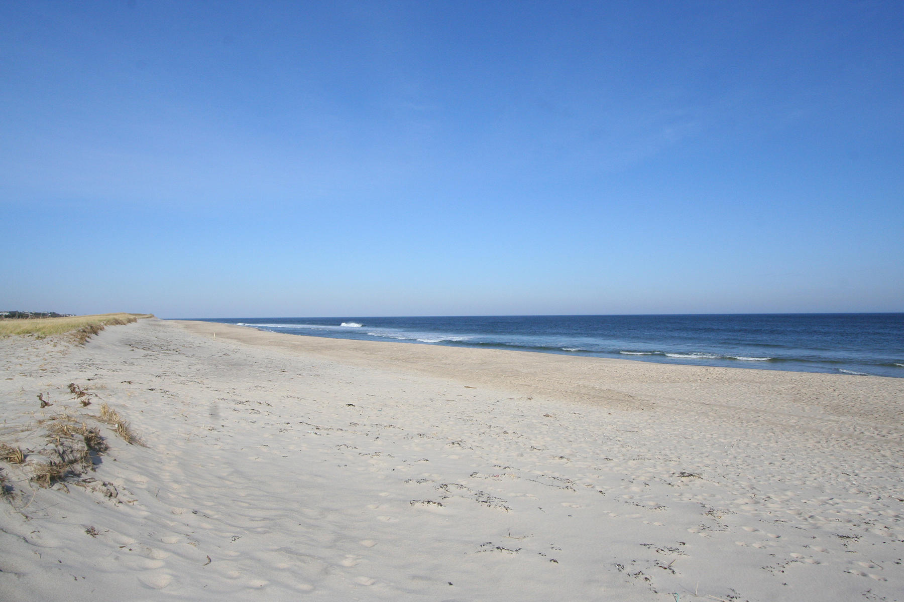 163 Pochet Road Orleans, MA 02653 - Photo 63 of 67 a view of room and beach