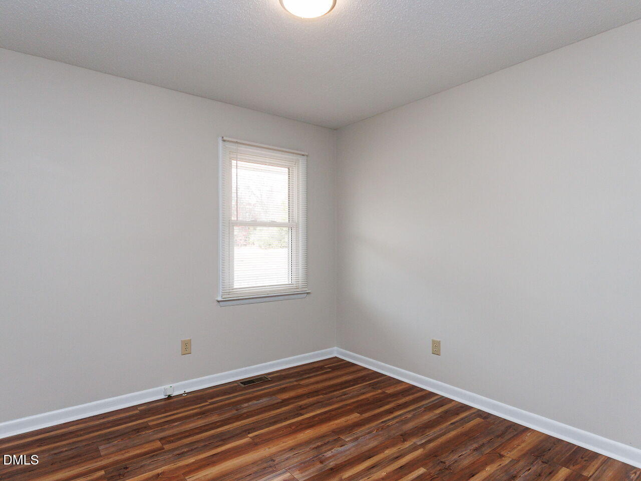 577 Corbett Road Clayton, NC 27520 - Photo 18 of 33 013-1280x960-bedroom