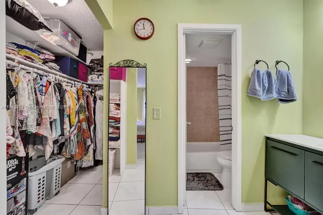 $247,000 | 200 Diplomat Parkway, Unit 423, Hallandale Beach, FL 33009