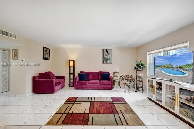 $247,000 | 200 Diplomat Parkway, Unit 423, Hallandale Beach, FL 33009