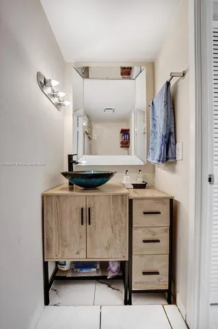 $247,000 | 200 Diplomat Parkway, Unit 423, Hallandale Beach, FL 33009