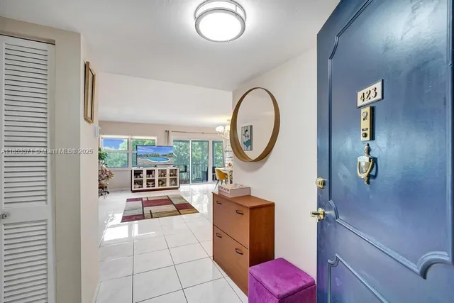 $247,000 | 200 Diplomat Parkway, Unit 423, Hallandale Beach, FL 33009
