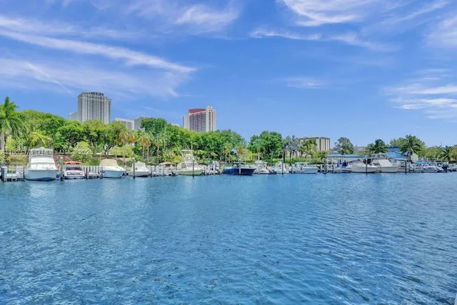 $247,000 | 200 Diplomat Parkway, Unit 423, Hallandale Beach, FL 33009