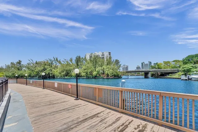 $247,000 | 200 Diplomat Parkway, Unit 423, Hallandale Beach, FL 33009