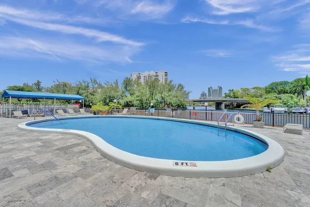 $247,000 | 200 Diplomat Parkway, Unit 423, Hallandale Beach, FL 33009