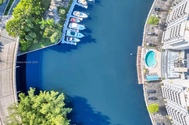 $247,000 | 200 Diplomat Parkway, Unit 423, Hallandale Beach, FL 33009