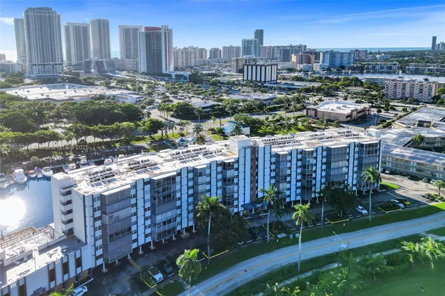 $247,000 | 200 Diplomat Parkway, Unit 423, Hallandale Beach, FL 33009