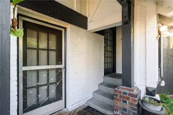 $1,325,000 | 532 Chestnut Avenue, Long Beach, CA 90802