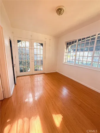 $1,325,000 | 532 Chestnut Avenue, Long Beach, CA 90802