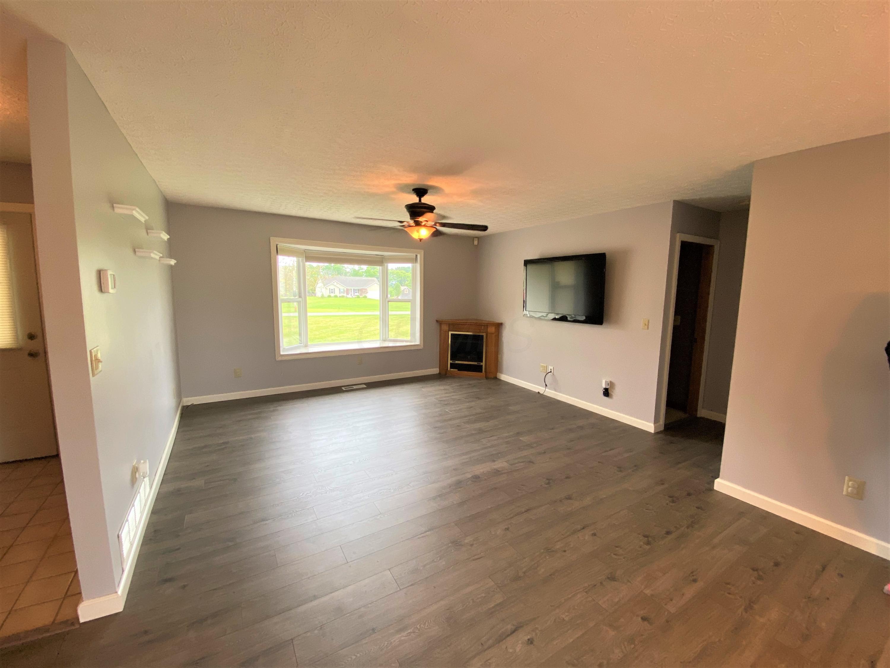 9332 Baker Road Stoutsville, OH 43154 - Photo 4 of 25