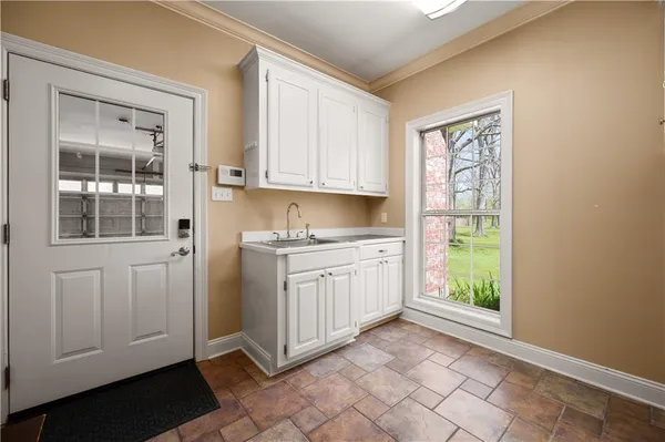 $649,000 | 1524 Palmer Chapel Road, Pineville, LA 71360