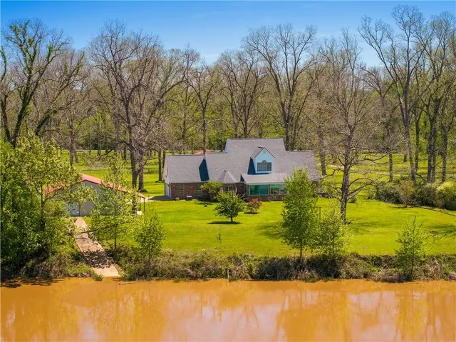 $675,000 | 1524 Palmer Chapel Road, Pineville, LA 71360