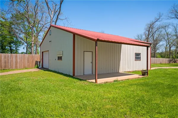 $649,000 | 1524 Palmer Chapel Road, Pineville, LA 71360