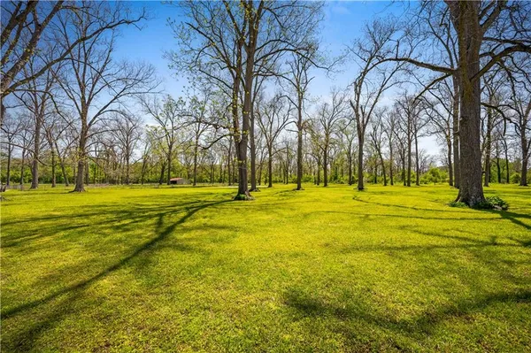 $649,000 | 1524 Palmer Chapel Road, Pineville, LA 71360