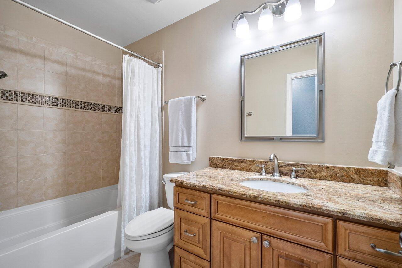 18298 102nd Way South Boca Raton, FL 33498 - Photo 17 of 59 Bathroom 2