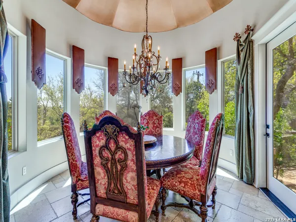 $999,999 | 426 Shepherd's Crook, Helotes, TX 78023