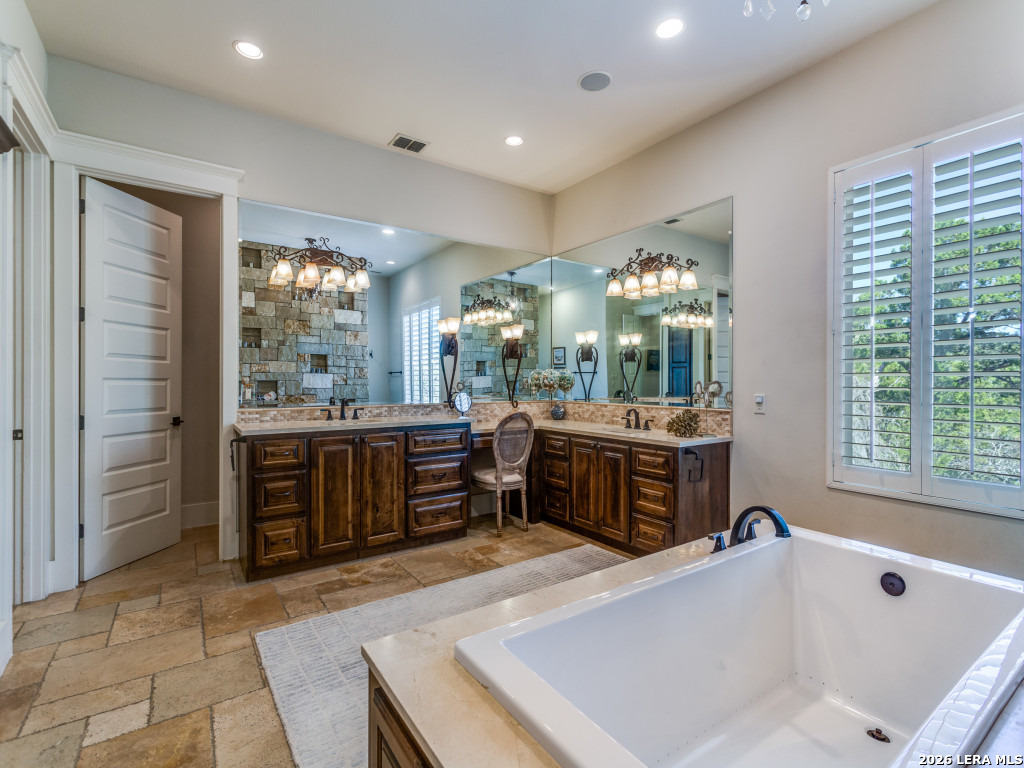 460 Shepherd's Crook Helotes, TX 78023 - Photo 23 of 38