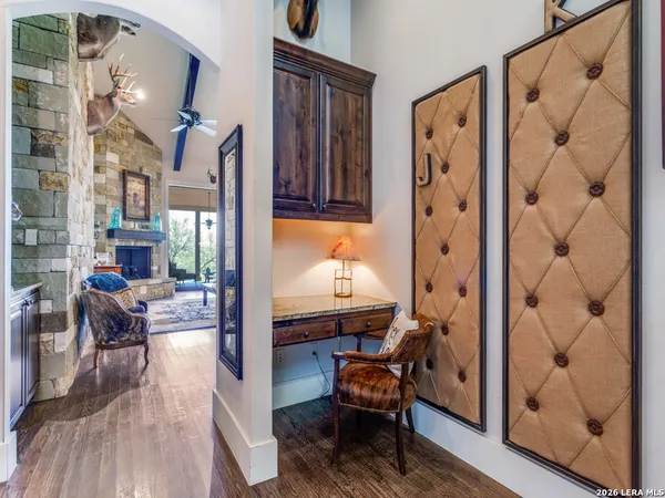 $999,999 | 426 Shepherd's Crook, Helotes, TX 78023