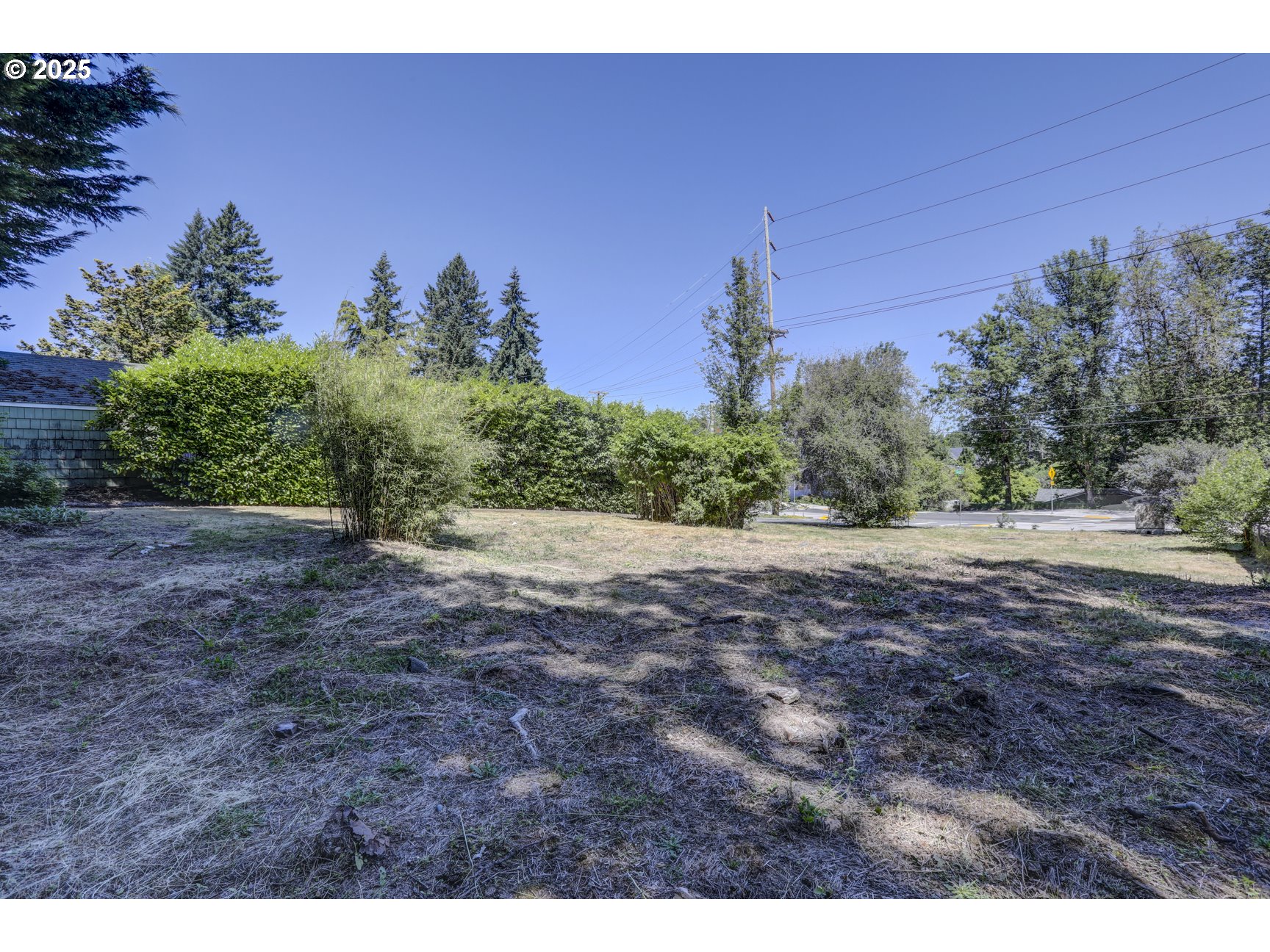 8807 Southwest Capitol Highway Portland, OR 97219 - Photo 3 of 12