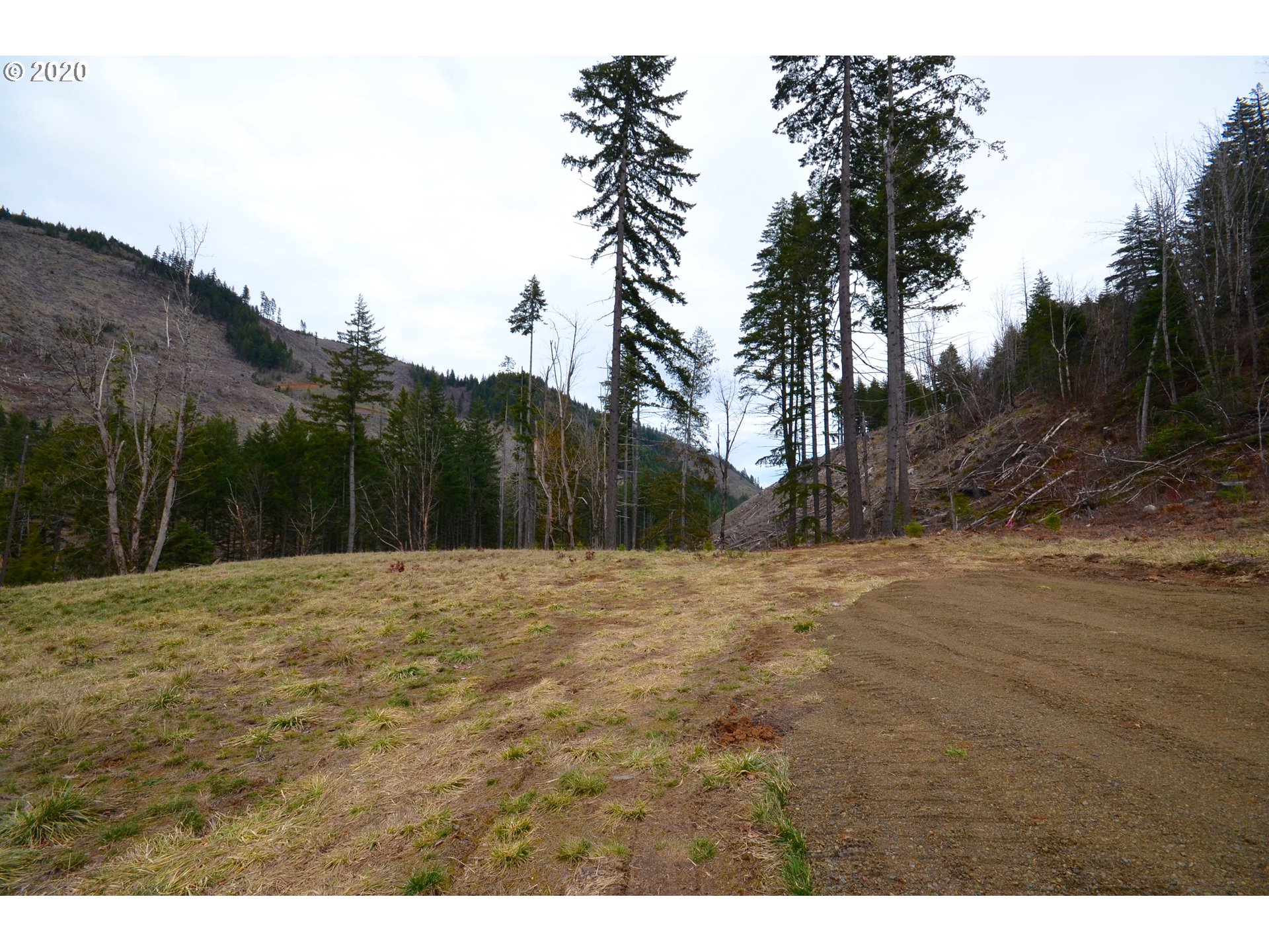 5700 Lost Lake Road, Unit 1 Hood River, OR 97031 - Photo 13 of 16 Gallery Image 13