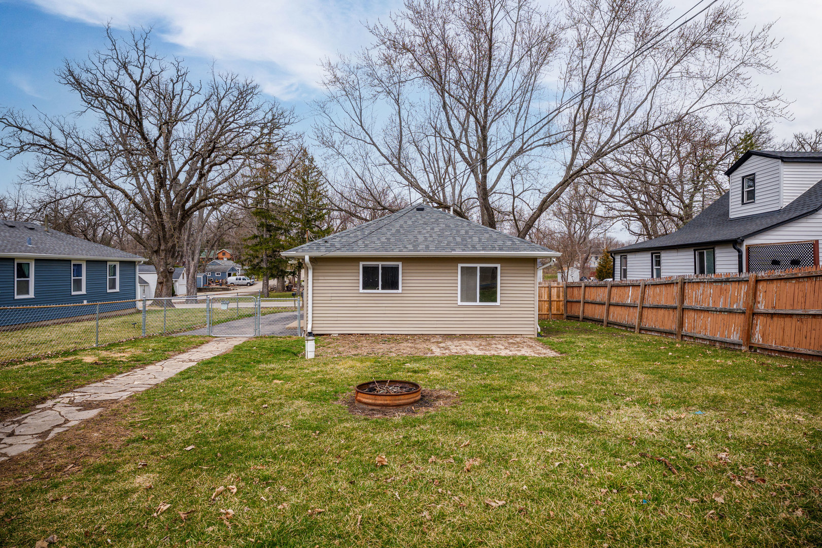 7607 Hickory Road Wonder Lake, IL 60097 - Photo 24 of 27