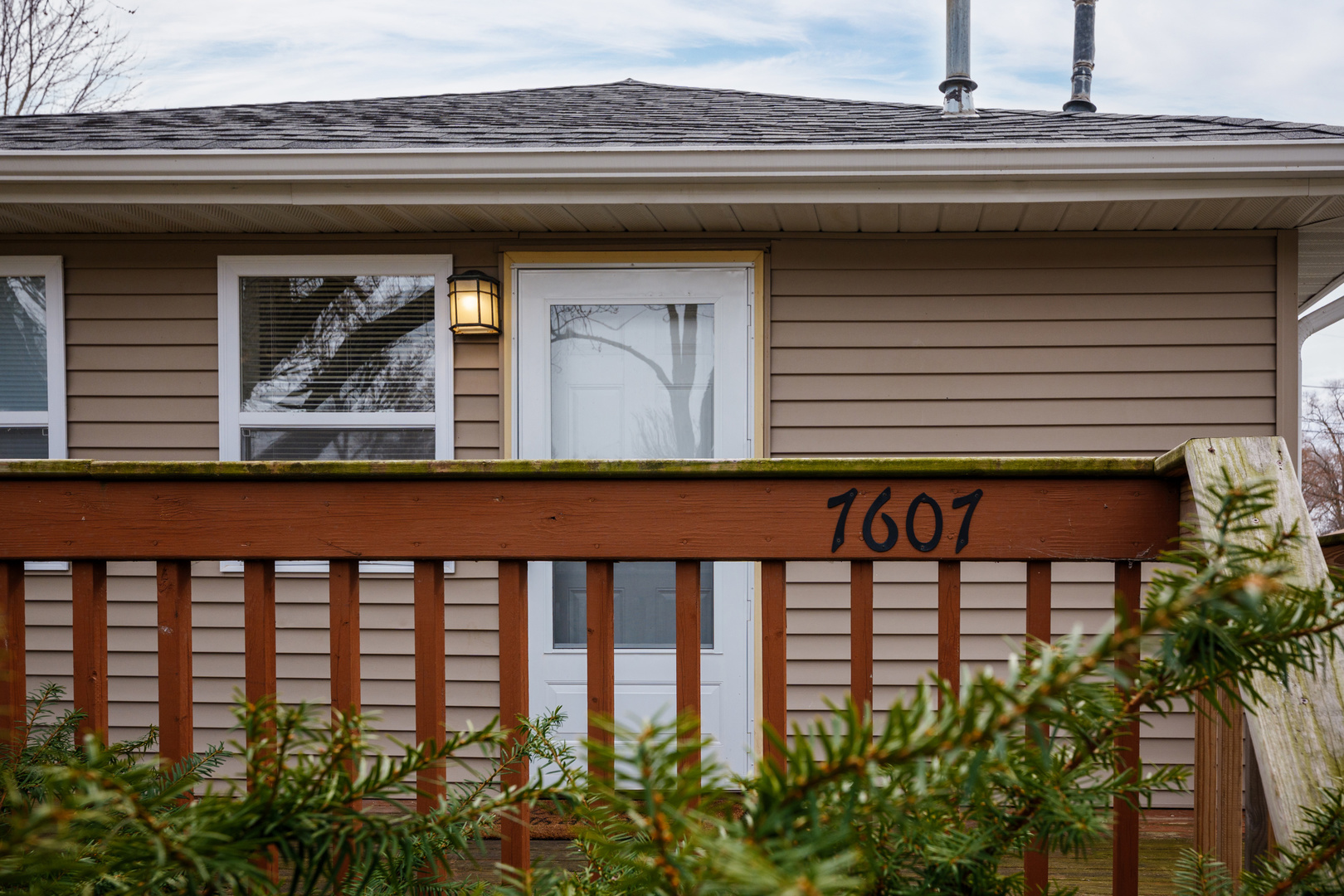 7607 Hickory Road Wonder Lake, IL 60097 - Photo 3 of 27