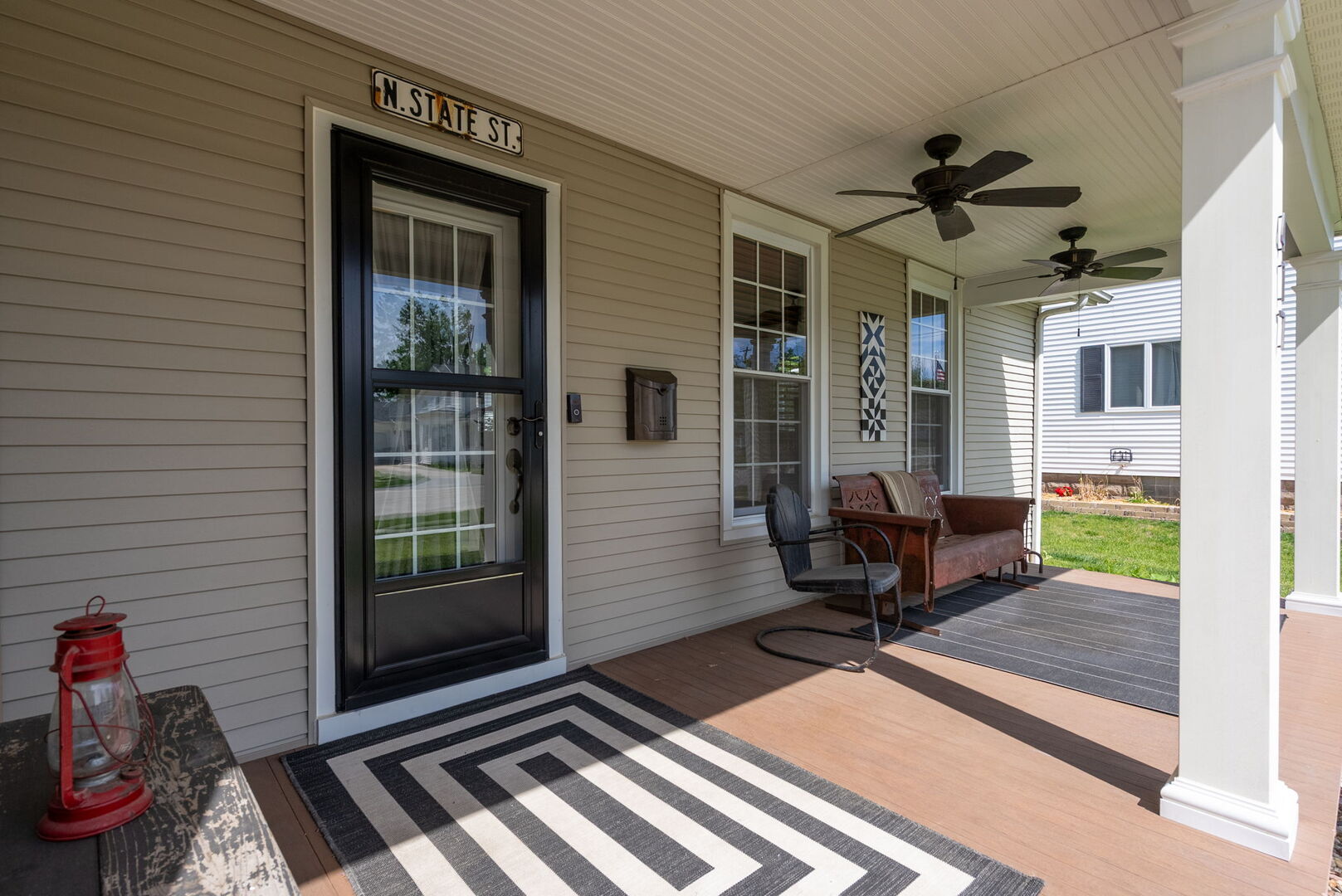 417 North State Street Geneseo, IL 61254 - Photo 3 of 51 a outdoor space with furniture