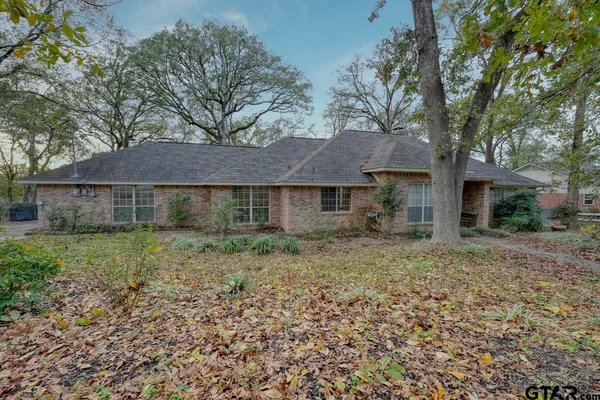 $299,900 | 532 Woodside Drive, Hideaway, TX 75771