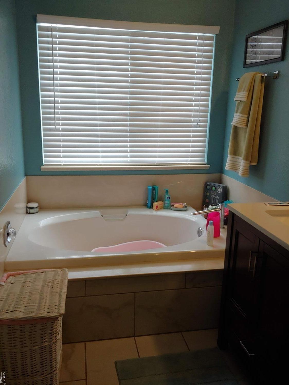 7309 Roxanne Lane Rohnert Park, CA 94928 - Photo 13 of 19