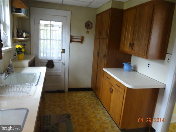 510 Kathmere Road Havertown, PA 19083 - Photo 5 of 9