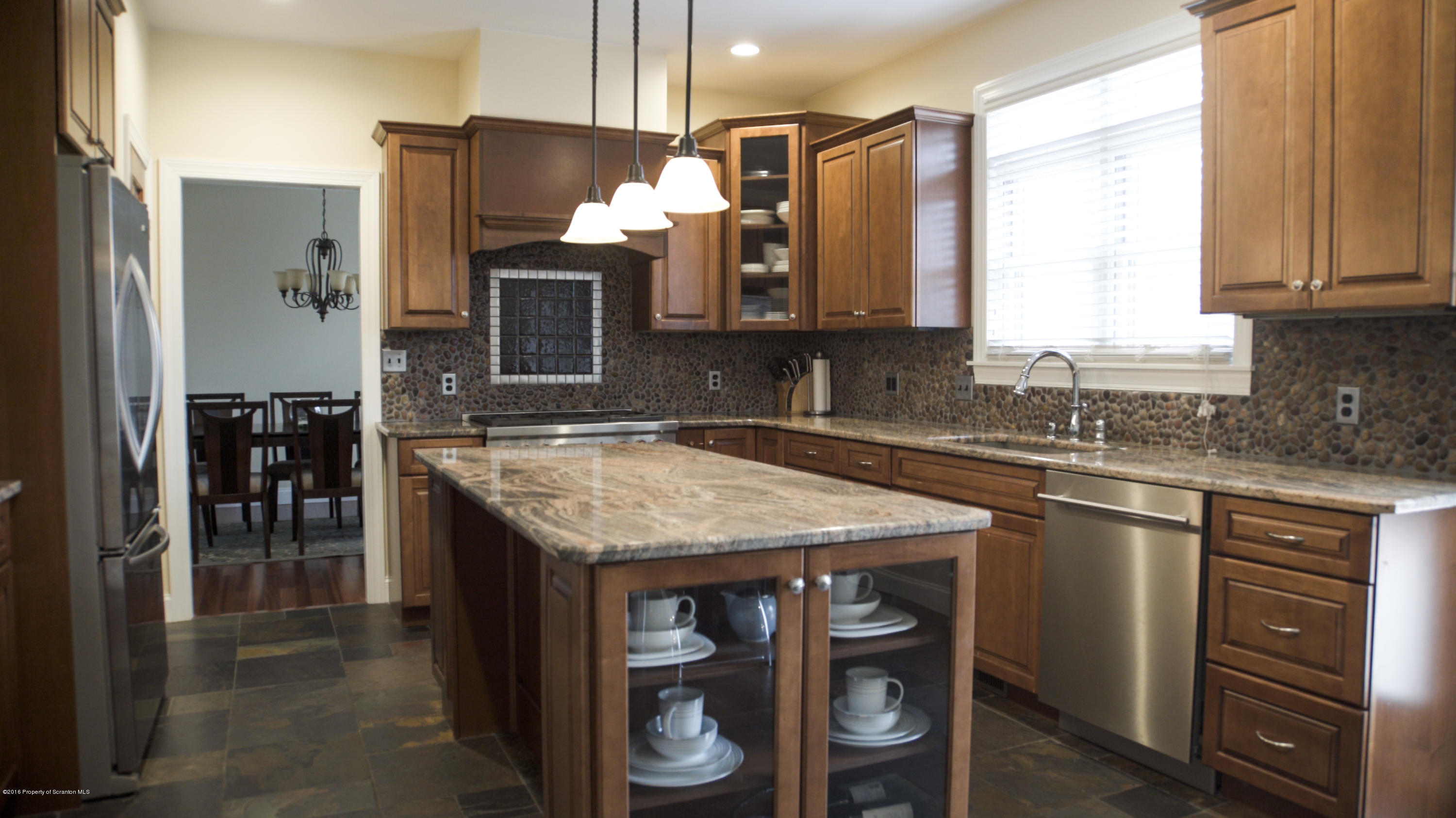 203 Carpenter Hill Road Clarks Summit, PA 18411 - Photo 4 of 41 Gallery Image 4