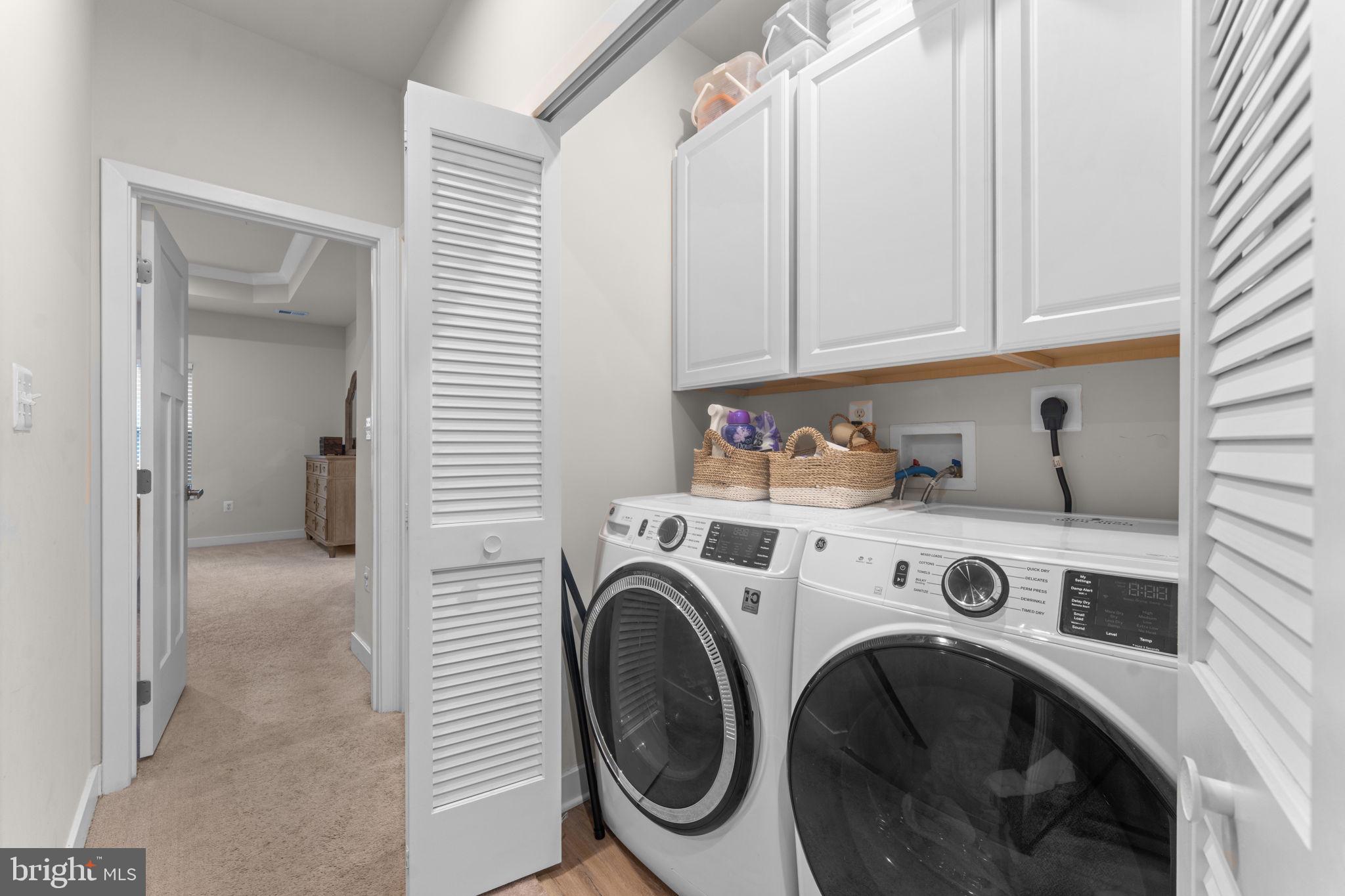 160 Lyons Creek Drive Laurel, MD 20708 - Photo 53 of 88 a utility room with dryer and washer