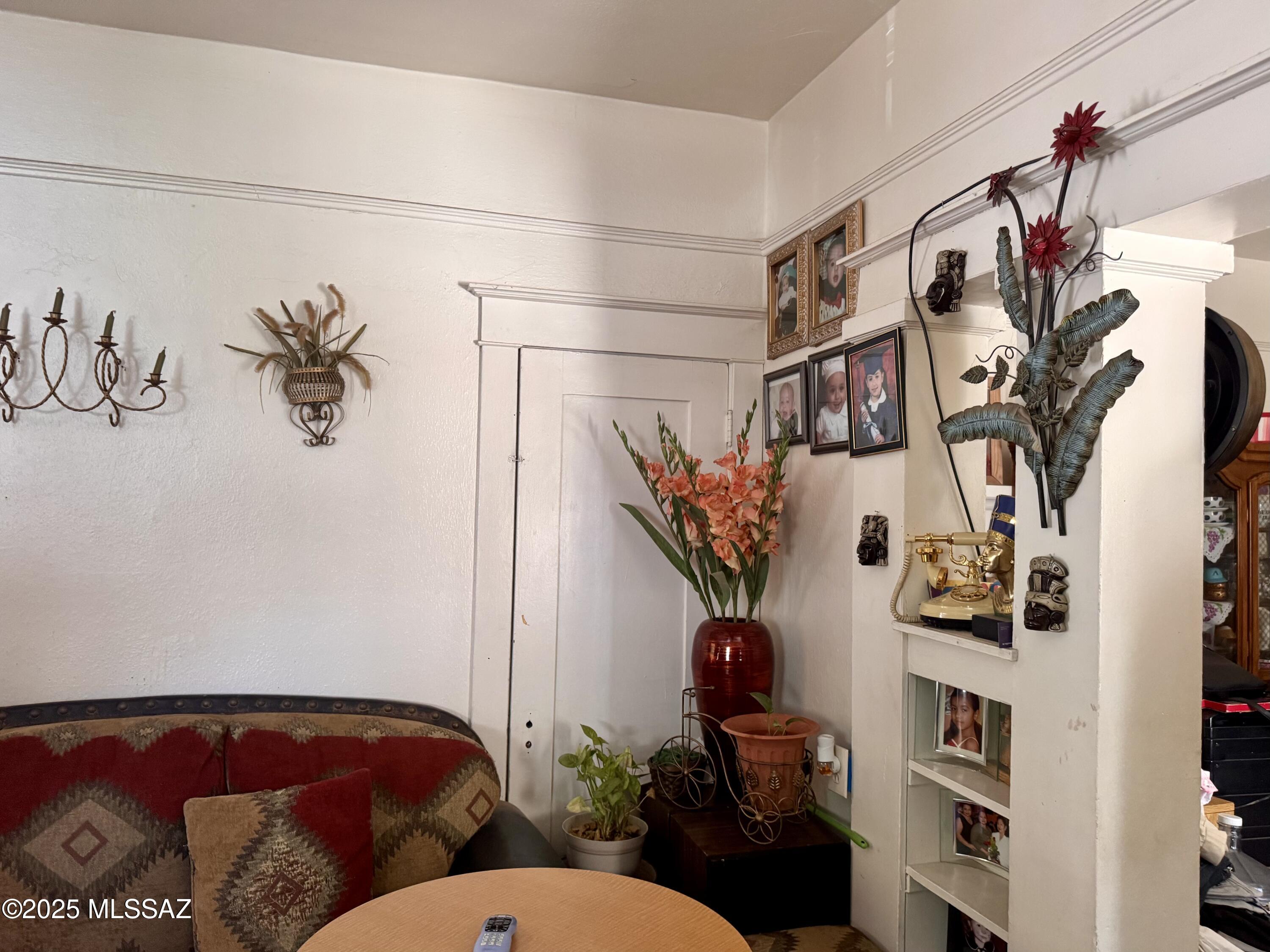 472 West Walnut Street Nogales, AZ 85621 - Photo 8 of 47