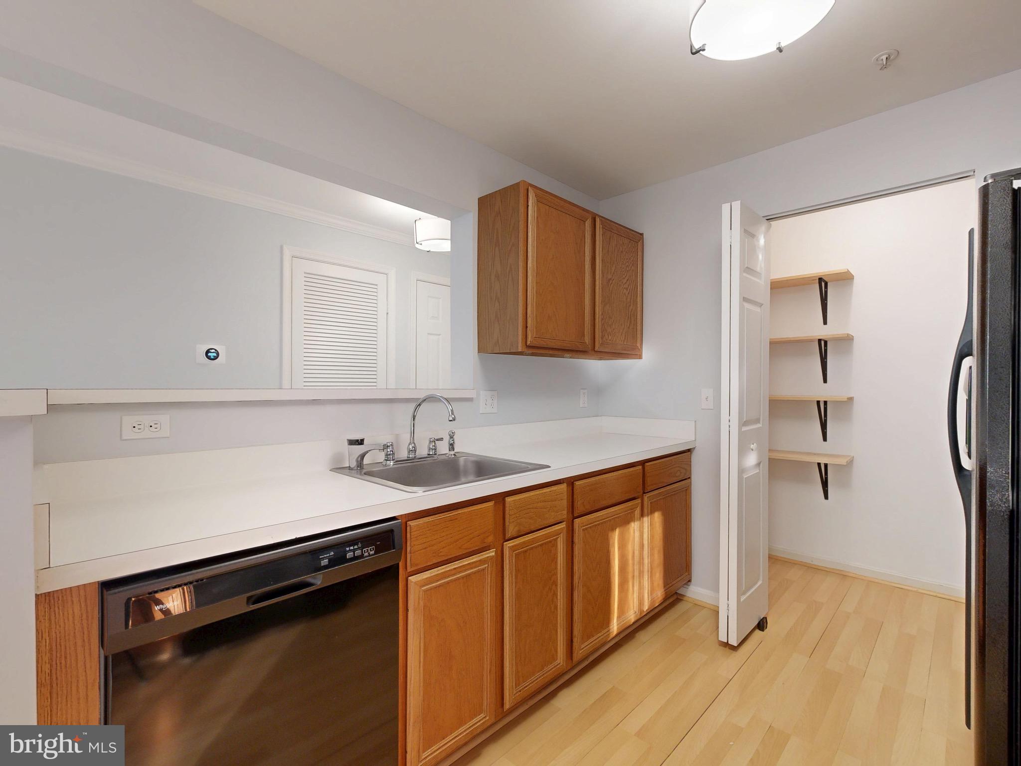 14196 Cuddy Loop, Unit 304 Woodbridge, VA 22193 - Photo 13 of 33