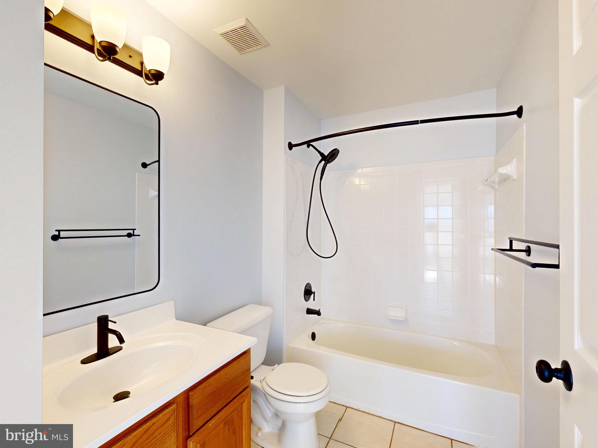 14196 Cuddy Loop, Unit 304 Woodbridge, VA 22193 - Photo 22 of 33