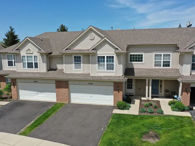 $2,400 | 10520 Wakefield Lane, Huntley, IL 60142