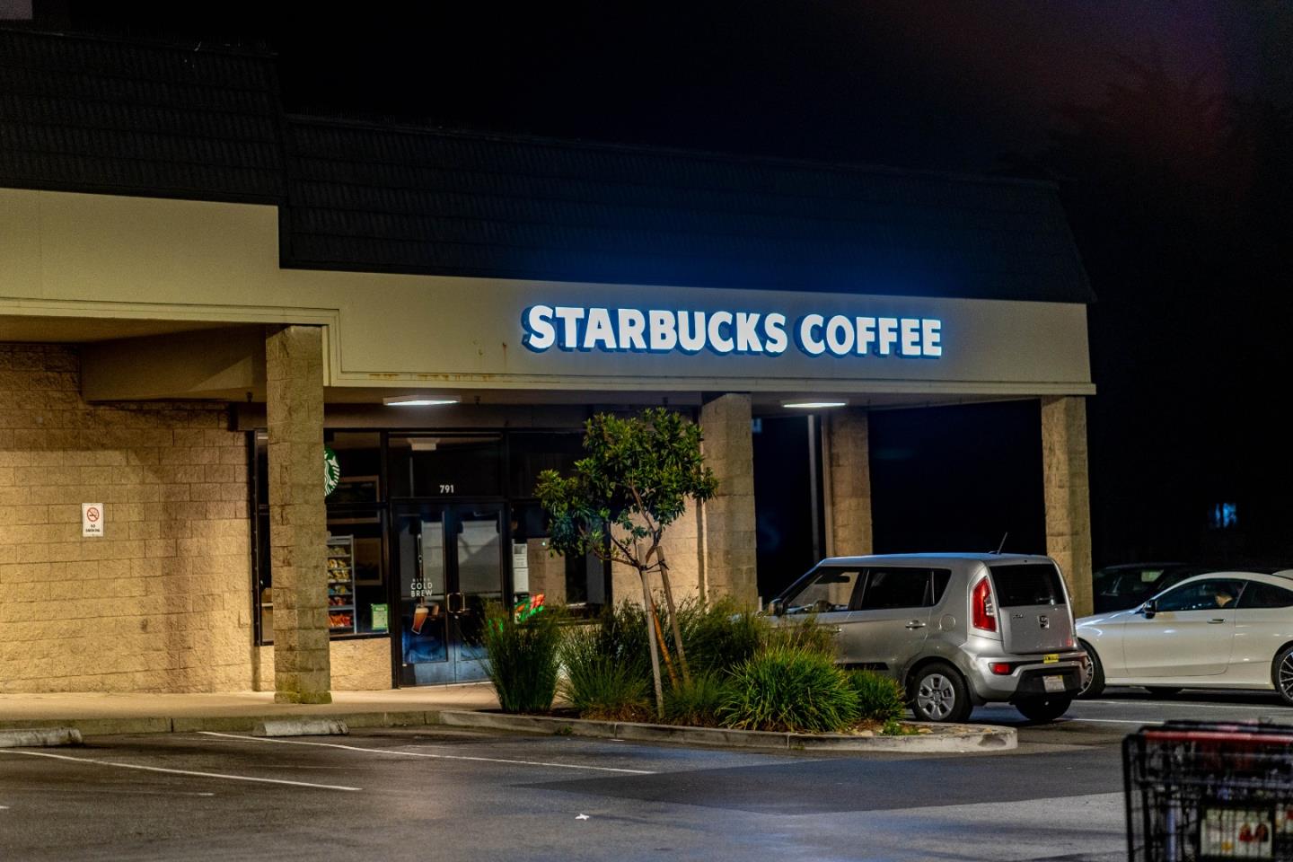 348 Heathcliff Drive Pacifica, CA 94044 - Photo 35 of 37 a view of a building with a porch