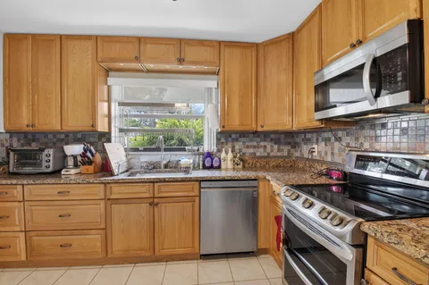$249,000 | 4335 Pear Tree Circle, Unit A, Boynton Beach, FL 33436