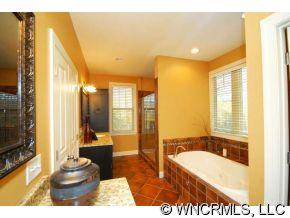 559 Lindsey Loop Road Fletcher, NC 28732 - Photo 10 of 12