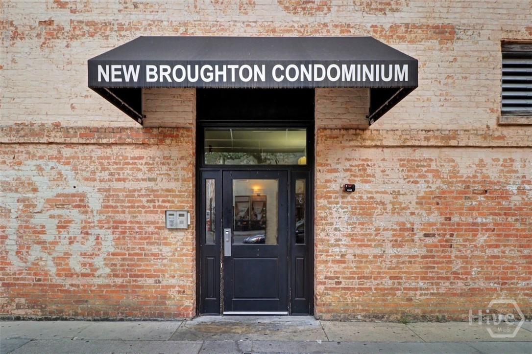 310 West Broughton Street, Unit 2013 Savannah, GA 31401 - Photo 12 of 17