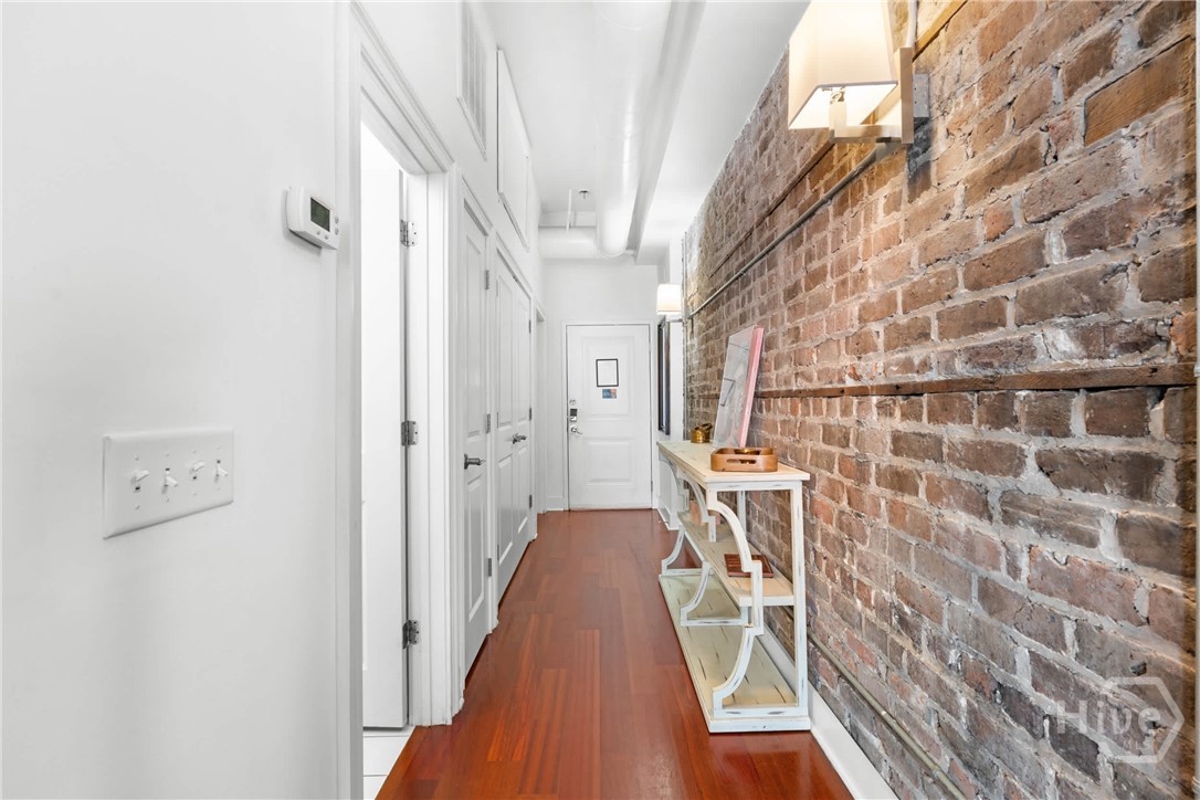 310 West Broughton Street, Unit 2013 Savannah, GA 31401 - Photo 9 of 17